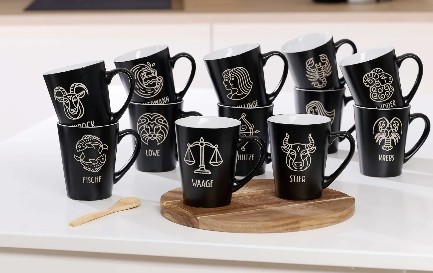 Best Kaffeebecher Cosmic Stier | 350 ml | schwarz Becher